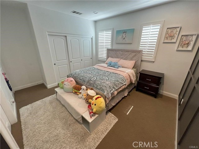 4866 Stoneglen Avenue, Fontana CA: https://media.crmls.org/medias/7d9c5933-8b89-4021-a23f-be878d990c0f.jpg