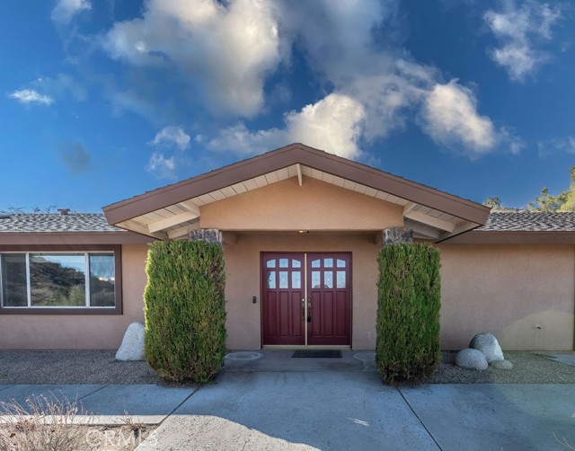 Detail Gallery Image 3 of 50 For 54046 Ridge Rd, Yucca Valley,  CA 92284 - 4 Beds | 2 Baths