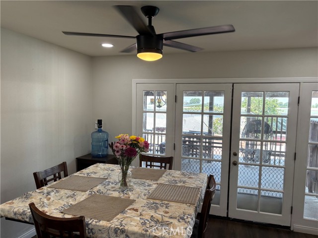 389 E Rancho Road, Corona CA: https://media.crmls.org/medias/7d9caacd-f9ad-4f9b-9497-a16f87594ba4.jpg
