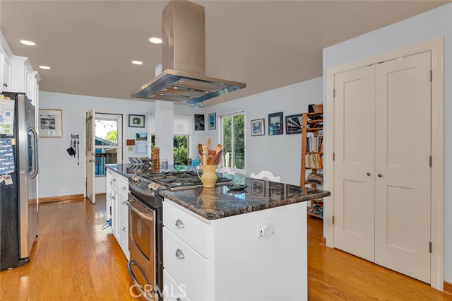 Detail Gallery Image 33 of 55 For 328 W 21st, Merced,  CA 95340 - 4 Beds | 2 Baths