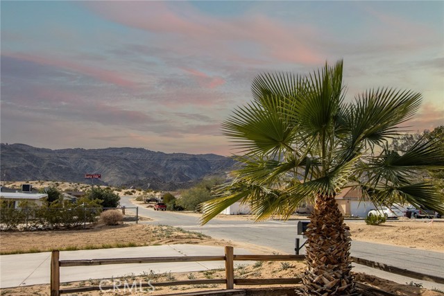 Detail Gallery Image 2 of 29 For 6185 Chia, Twentynine Palms,  CA 92277 - 3 Beds | 2 Baths
