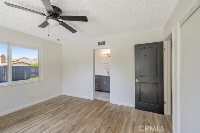18500 Celtic Street, Porter Ranch CA: https://media.crmls.org/medias/7d9df8af-04ca-475b-a8b4-39f88197251b.jpg