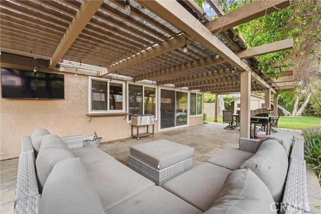 Detail Gallery Image 36 of 52 For 1513 Glenn Cir, Placentia,  CA 92870 - 4 Beds | 2/1 Baths