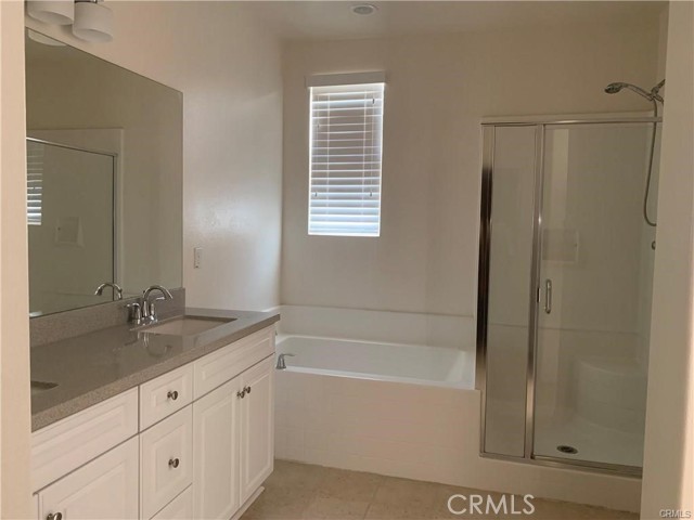 Detail Gallery Image 15 of 26 For 3160 E Yountville Dr #4,  Ontario,  CA 91761 - 3 Beds | 2/1 Baths