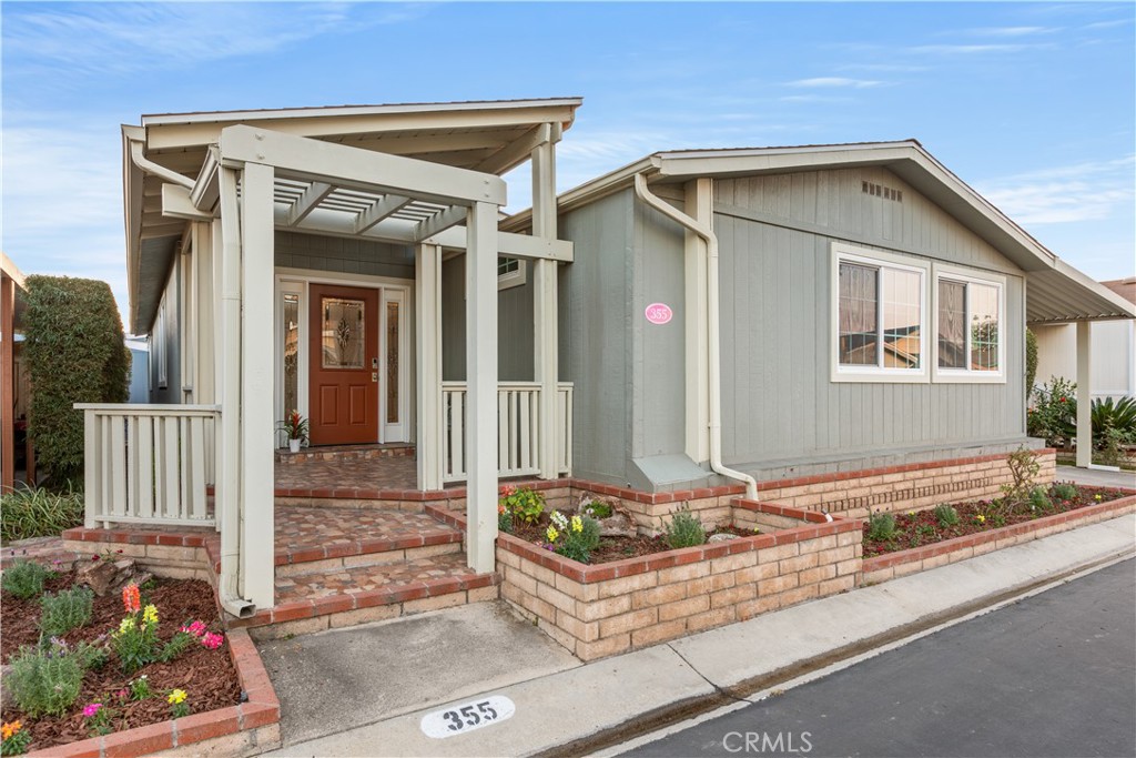 5200 Irvine Blvd, Space 355