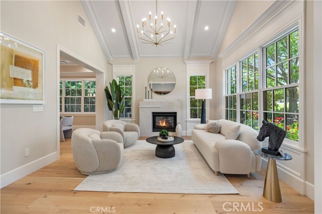 608 Arbolada Drive, Arcadia CA: https://media.crmls.org/medias/7d9f43eb-3155-4a10-b3f9-4a827a7486df.jpg