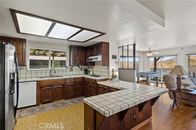 Detail Gallery Image 16 of 36 For 6228 Woodman Dr, Oroville,  CA 95966 - 2 Beds | 2 Baths
