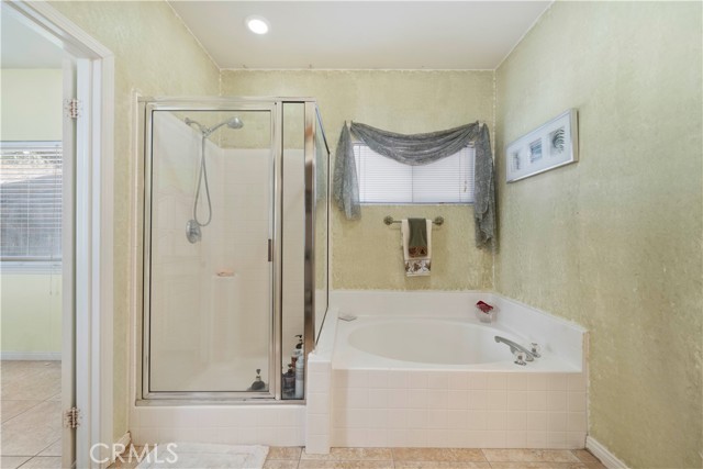 Detail Gallery Image 12 of 41 For 9370 55th St, Jurupa Valley,  CA 92509 - 4 Beds | 2 Baths