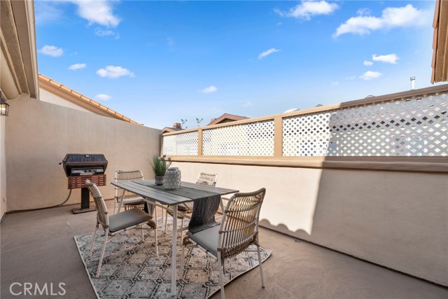 2514 Gates Avenue, Redondo Beach, California 90278, 3 Bedrooms Bedrooms, ,2 BathroomsBathrooms,Residential,Sold,Gates,SB22086525