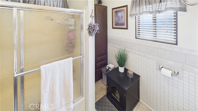 Detail Gallery Image 6 of 9 For 1417 Village St, Redlands,  CA 92374 - 2 Beds | 2 Baths