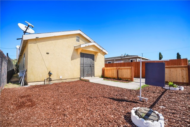 Detail Gallery Image 21 of 25 For 125 W Tichenor St, Compton,  CA 90220 - – Beds | – Baths