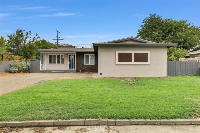 Detail Gallery Image 1 of 29 For 3625 Ross St, Riverside,  CA 92503 - 4 Beds | 2 Baths