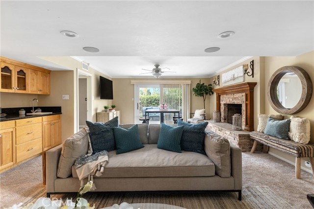 1609 Via Montemar, Palos Verdes Estates, California 90274, 3 Bedrooms Bedrooms, ,Residential,Sold,Via Montemar,SB21199956