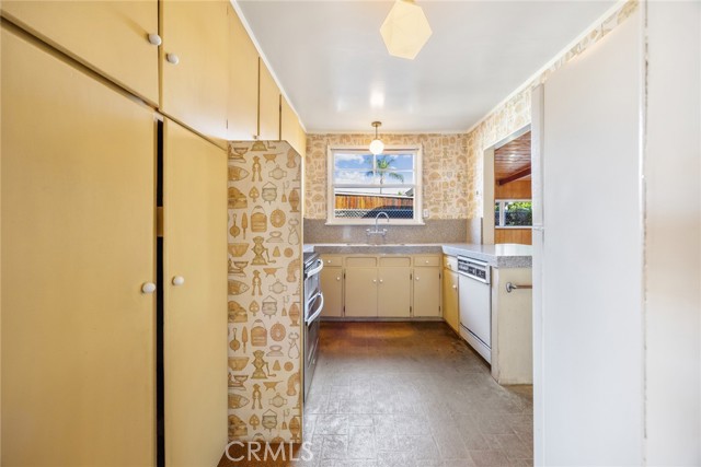 Detail Gallery Image 13 of 48 For 8104 Arrington, Pico Rivera,  CA 90660 - 3 Beds | 1 Baths