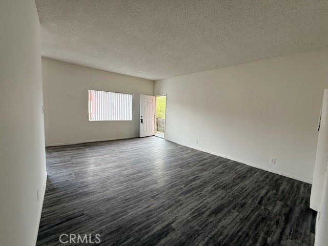 Detail Gallery Image 15 of 24 For 1435 1443 Laurel, Pomona,  CA 91768 - 2 Beds | 1 Baths