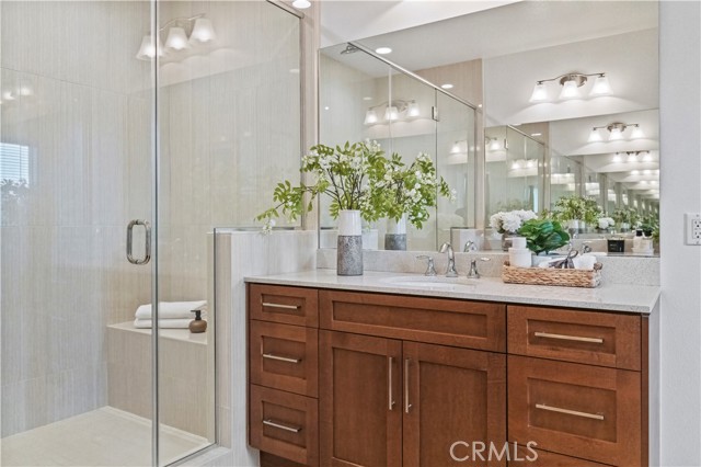 Detail Gallery Image 39 of 69 For 164 Newall, Irvine,  CA 92618 - 4 Beds | 4/1 Baths