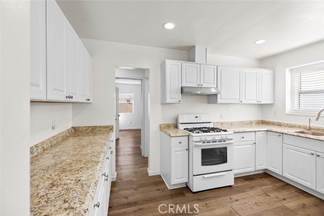 Detail Gallery Image 13 of 32 For 676 W Glenoaks Bld #C,  Glendale,  CA 91202 - 2 Beds | 1 Baths