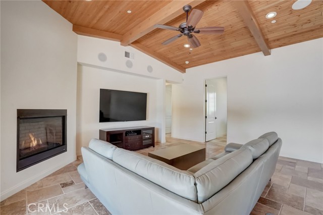 Detail Gallery Image 9 of 48 For 775 Dogwood Cir, Palm Springs,  CA 92264 - 6 Beds | 5/1 Baths