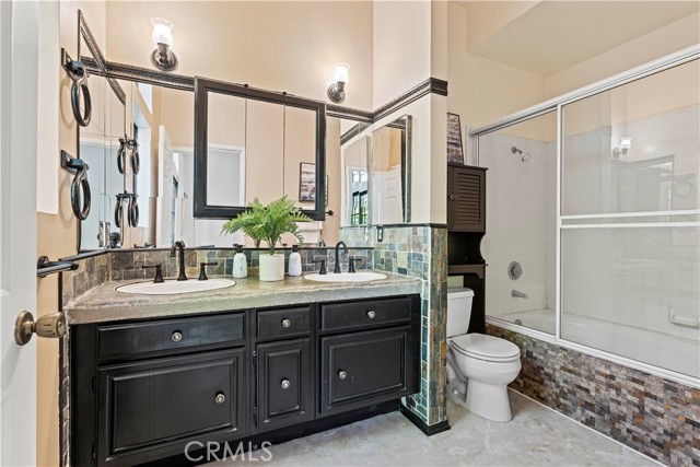 Detail Gallery Image 28 of 48 For 4332 Coldwater Canyon Ave #3,  Studio City,  CA 91604 - 2 Beds | 3 Baths