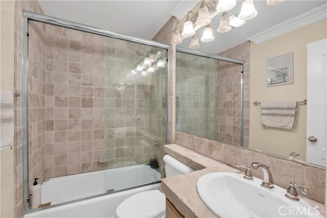 Detail Gallery Image 21 of 26 For 122 19th St, Huntington Beach,  CA 92648 - 3 Beds | 4/1 Baths