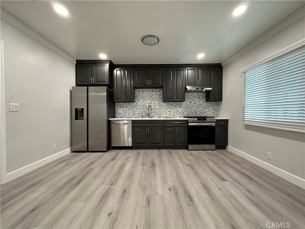 39 N Sierra Bonita Avenue #1