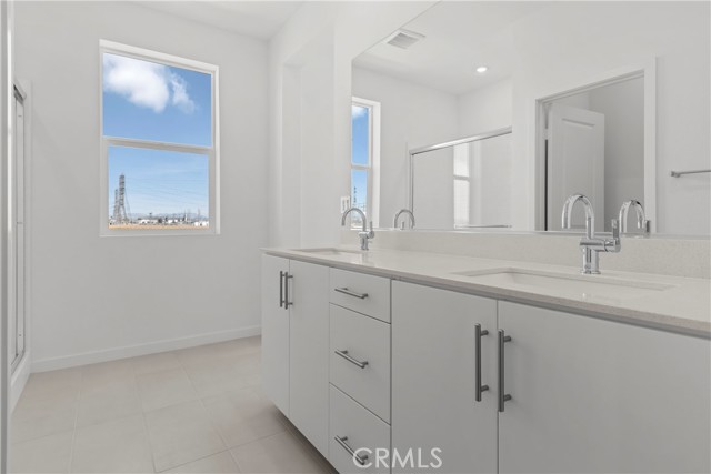 Detail Gallery Image 13 of 27 For 3679 W S. Eichler Paseo #12,  Ontario,  CA 91761 - 3 Beds | 2/1 Baths