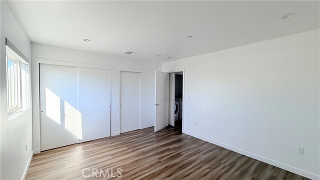 Detail Gallery Image 3 of 25 For 1418 S Cloverdale Ave, Los Angeles,  CA 90019 - 3 Beds | 3 Baths