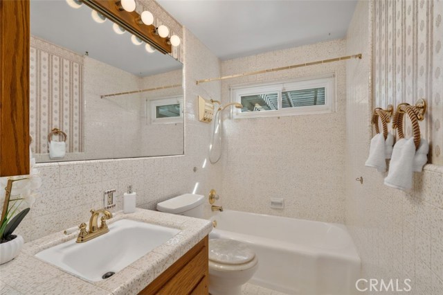 Detail Gallery Image 17 of 37 For 911 Magnis St, Arcadia,  CA 91006 - 4 Beds | 2/1 Baths