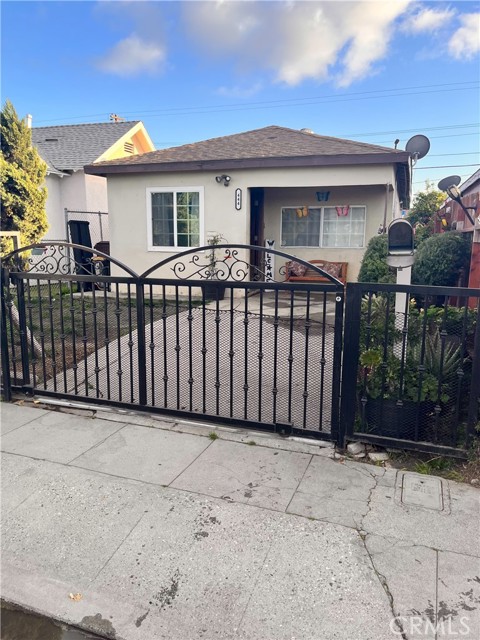 MLS# DW23026340