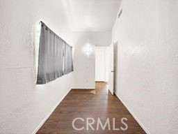 https://media.crmls.org/medias/7da90668-741e-411b-9612-28ddb75b1306.jpg?preset=X-Large
