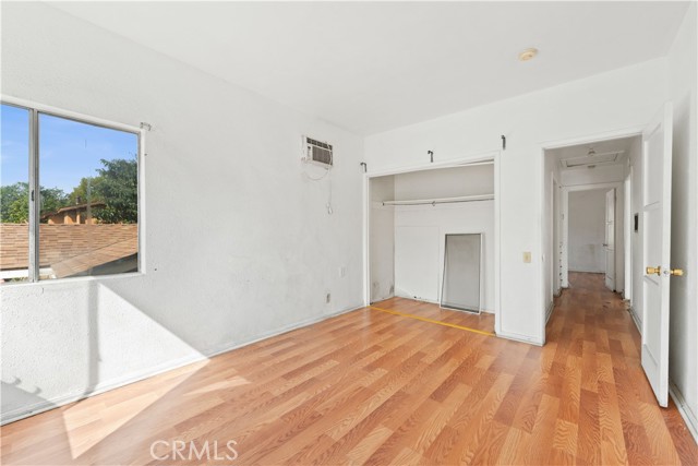 2750 Ballard Street, Los Angeles CA: https://media.crmls.org/medias/7da94e30-8b03-445f-ba7d-5edb88703016.jpg