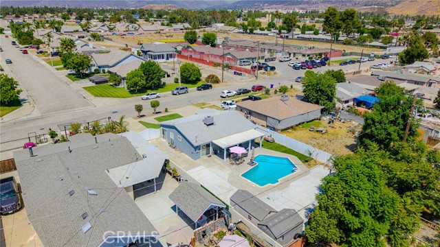 4127 N 4th Avenue, San Bernardino CA: https://media.crmls.org/medias/7da95475-cef2-4fc8-9e97-e4e2e874fcad.jpg