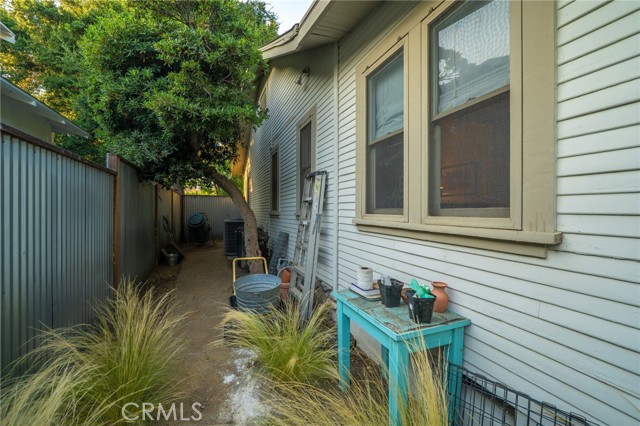 Detail Gallery Image 28 of 46 For 330 W 6th St, Claremont,  CA 91711 - 2 Beds | 1 Baths