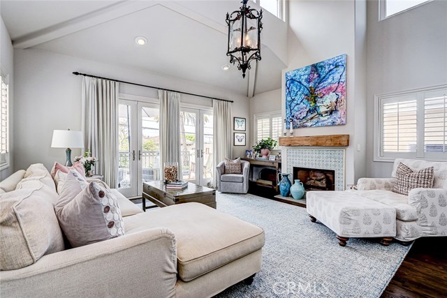 Detail Gallery Image 6 of 40 For 669 25th St, Manhattan Beach,  CA 90266 - 4 Beds | 4 Baths