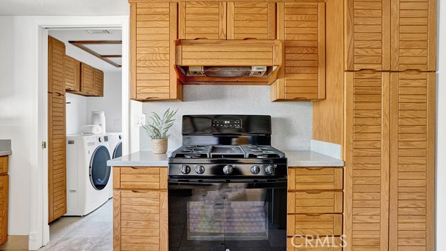 Detail Gallery Image 9 of 33 For 5011 Cambridge, Westminster,  CA 92683 - 4 Beds | 2/1 Baths