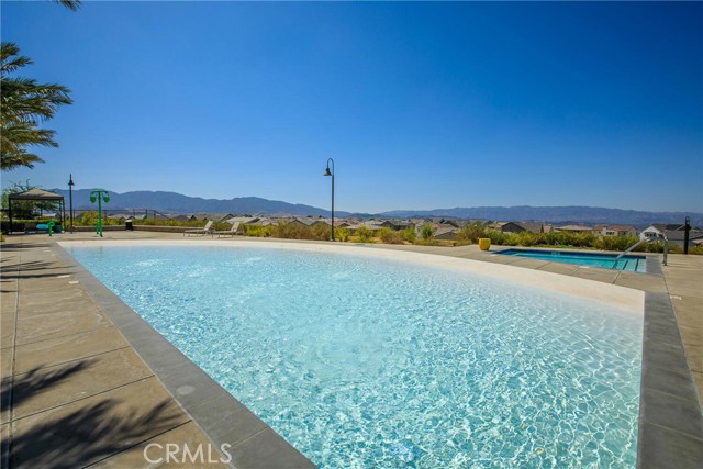 Detail Gallery Image 66 of 75 For 17721 Ridgeline Ct, Saugus,  CA 91350 - 4 Beds | 4 Baths