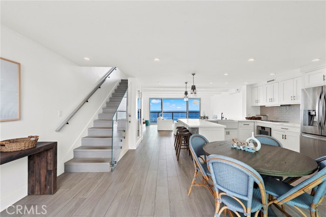 Detail Gallery Image 11 of 67 For 11770 Pacific Coast #N,  Malibu,  CA 90265 - 3 Beds | 3/1 Baths