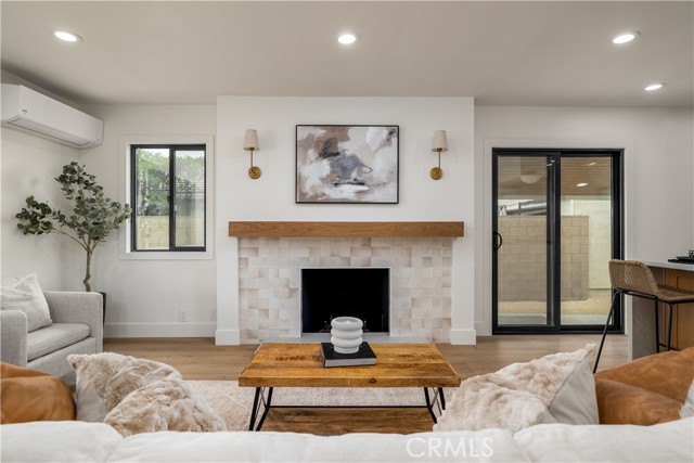 Image 10 of 29 For 4816 Baca Avenue
