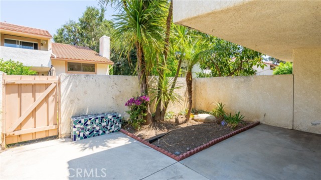 3747 Oak Glen Drive, Newbury Park CA: https://media.crmls.org/medias/7dad3d7d-2302-4a67-ad79-714b32499fbf.jpg