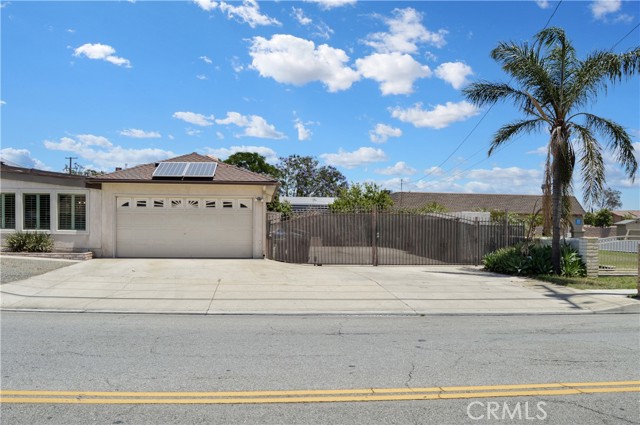 Image 3 for 16501 Iris Dr, Fontana, CA 92335