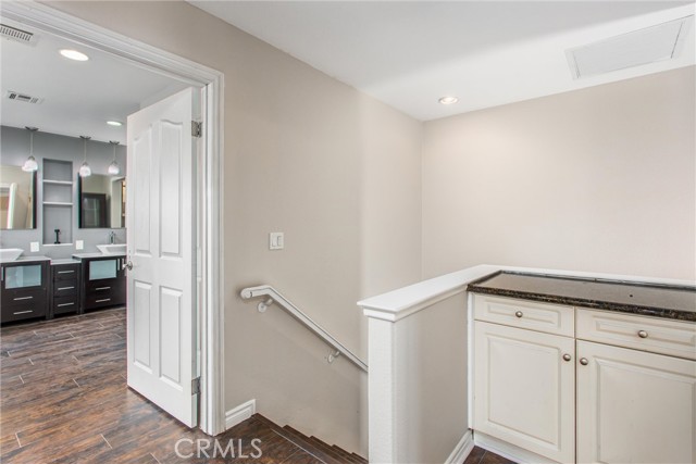 Detail Gallery Image 20 of 36 For 1200 E Highland Ave #402,  Redlands,  CA 92374 - 2 Beds | 2/1 Baths