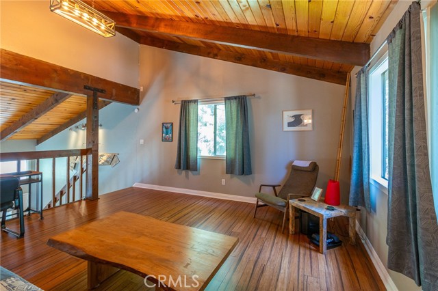 Detail Gallery Image 19 of 30 For 31045 Valley Oak Dr, Running Springs,  CA 92382 - 2 Beds | 2 Baths