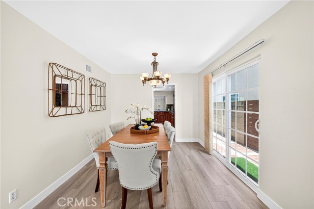 Detail Gallery Image 9 of 69 For 12525 Semora St, Cerritos,  CA 90703 - 4 Beds | 2/1 Baths