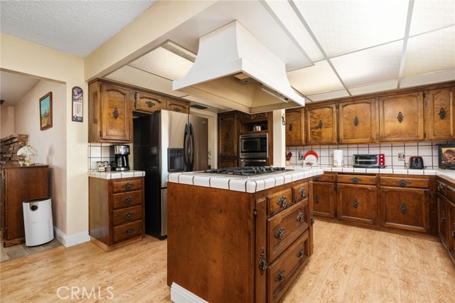 Detail Gallery Image 8 of 41 For 3298 N Zediker Ave, Sanger,  CA 93657 - 3 Beds | 2 Baths