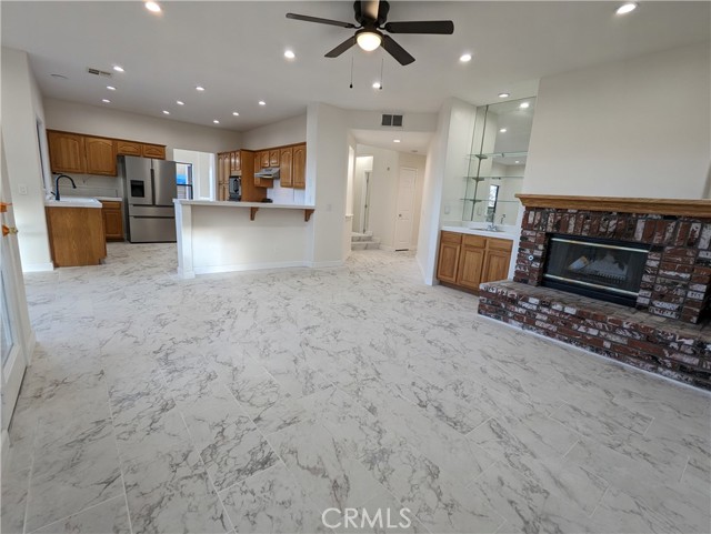 Detail Gallery Image 18 of 66 For 42057 Parkmont Dr, Quartz Hill,  CA 93536 - 5 Beds | 3 Baths