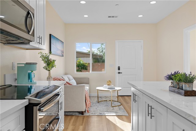 Detail Gallery Image 39 of 68 For 10511 Dewey Dr, Garden Grove,  CA 92840 - 10 Beds | 6 Baths