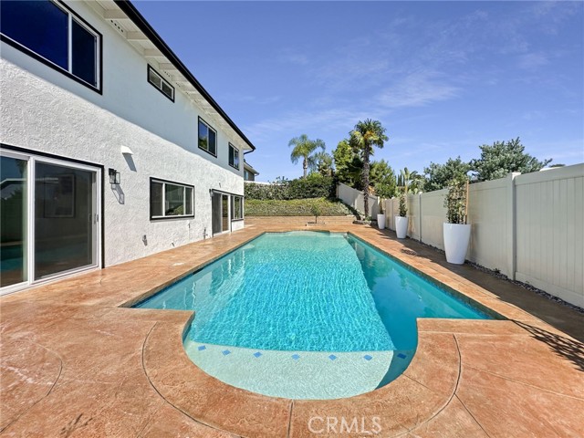 26862 Salazar Drive, Mission Viejo CA: https://media.crmls.org/medias/7db12edc-8d77-429f-a427-06873051a931.jpg
