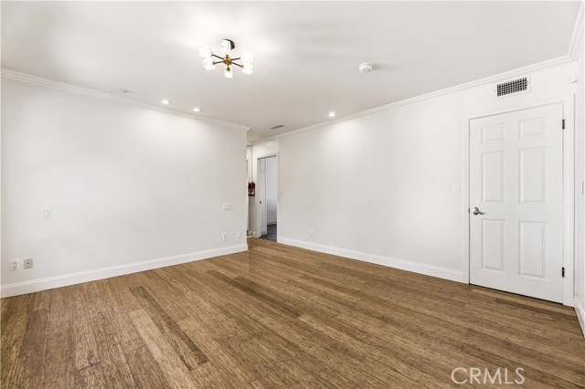 Detail Gallery Image 28 of 36 For 20305 Aetna, Woodland Hills,  CA 91367 - 3 Beds | 2 Baths