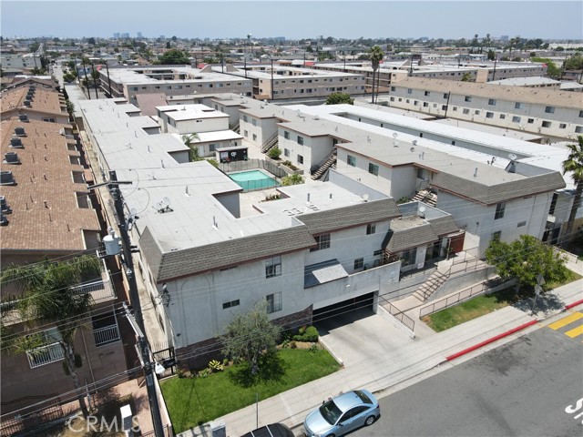 13325 Kornblum Avenue, Hawthorne CA: https://media.crmls.org/medias/7db14040-eb9a-4028-a5d6-ed9c38d5ac4d.jpg