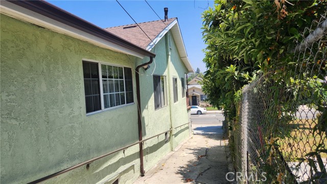 Image 2 for 2726 Marengo St, Los Angeles, CA 90033